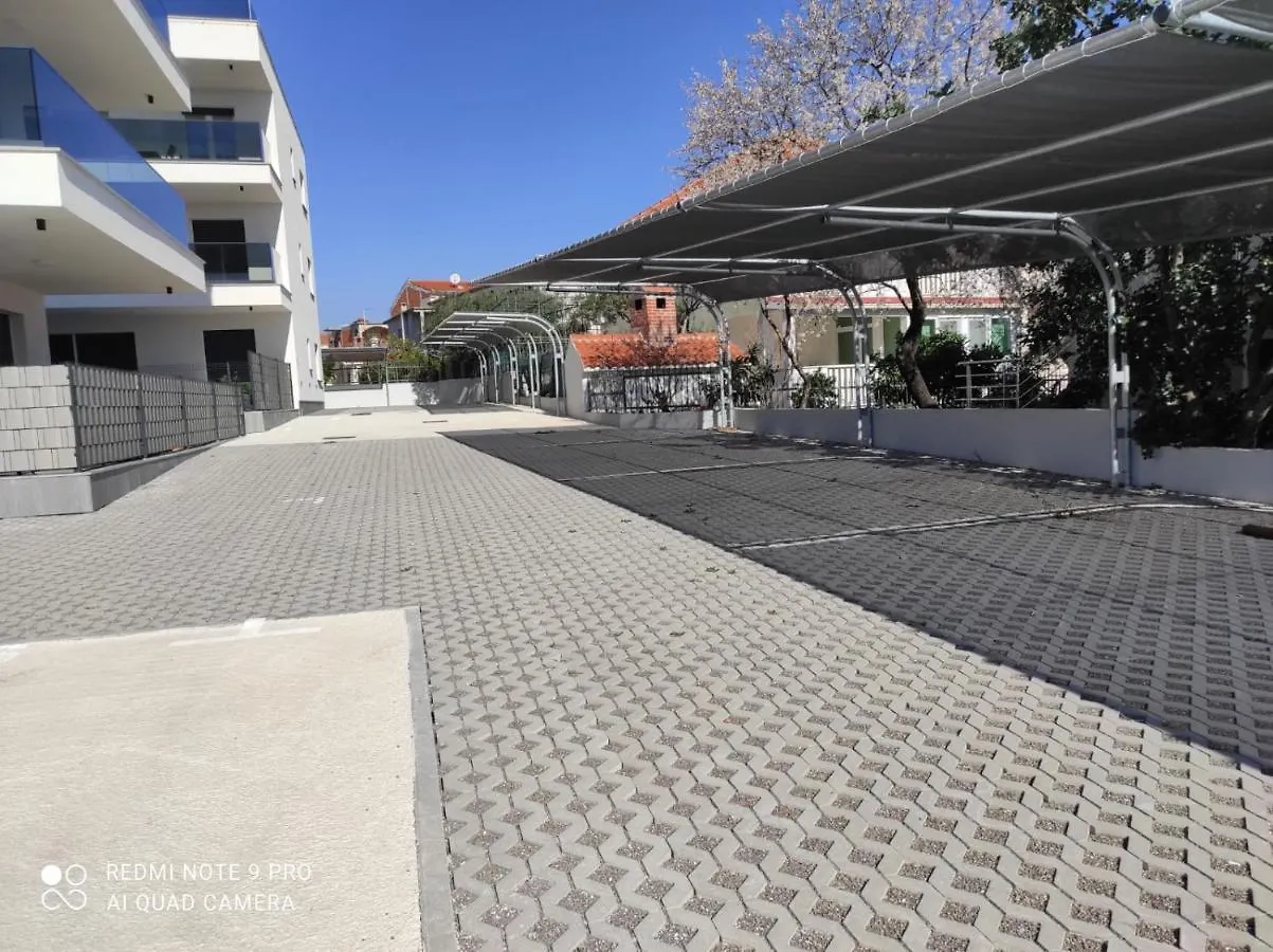 Apartman Linnea Trogir 0*,