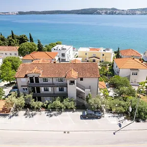  Apartment Ivanka