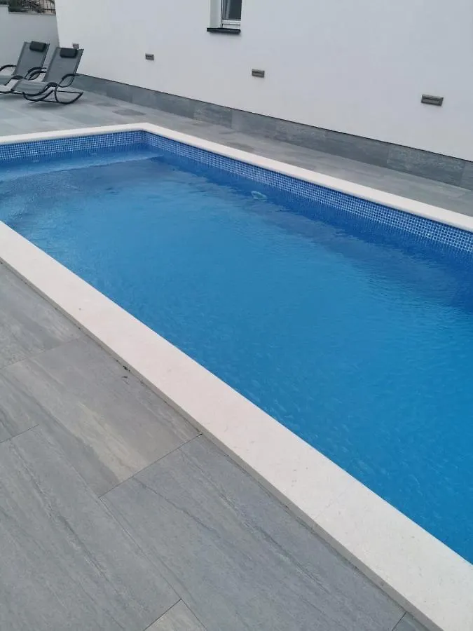 Apartman Linnea Trogir 0*,  Croatia
