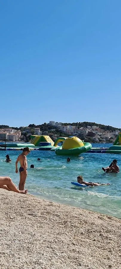 Apartman Linnea Trogir 0*,