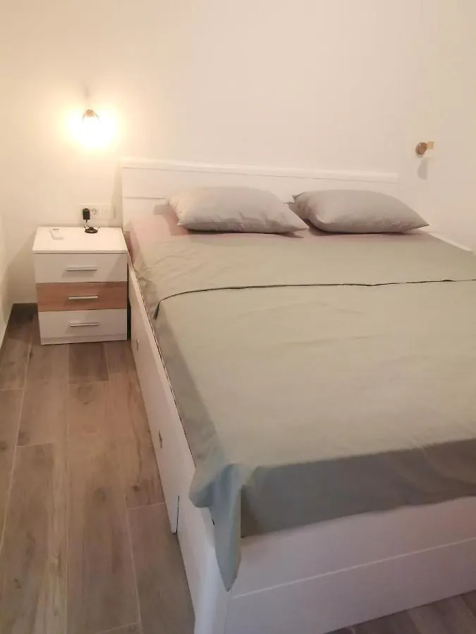 Apartman Linnea Trogir