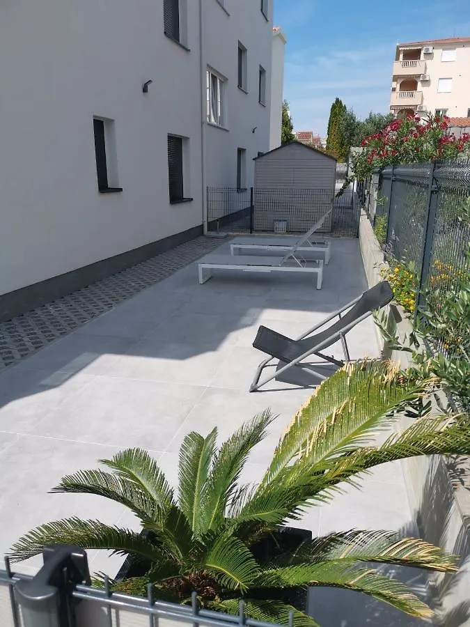 Apartman Linnea Trogir 0*,